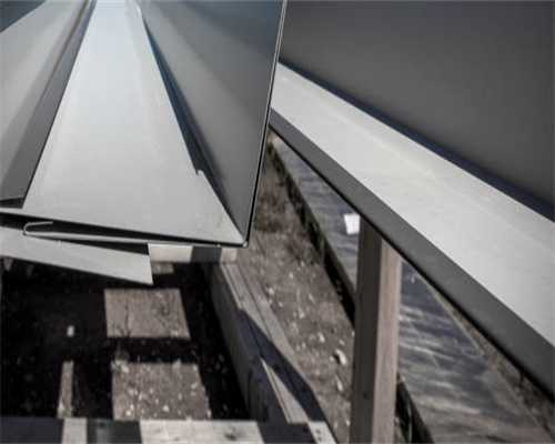 渌口区法院：“六五环境日” 环资普法润童心