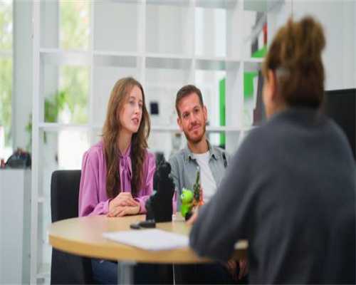 10月2日长白山南景区天池景点关闭，全价门票实行半价政策