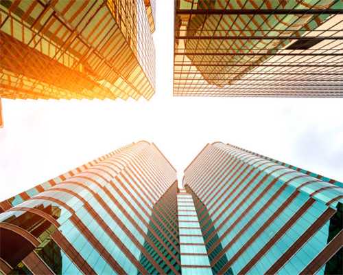 开盘秒光、2000人深夜排队抢房...这个城市的楼市火爆了！